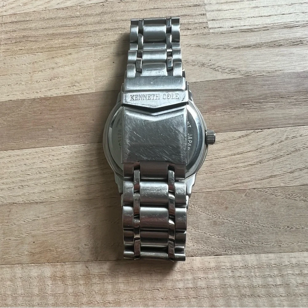 Kenneth Cole New York men’s stainless steel dress watch NEW BATTERY